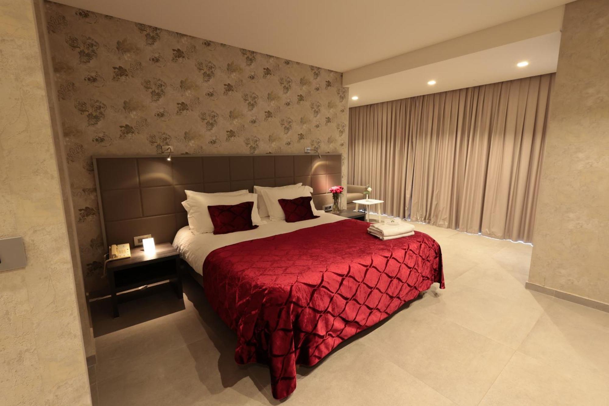 Monteverde Hotel Beit Mery Bagian luar foto