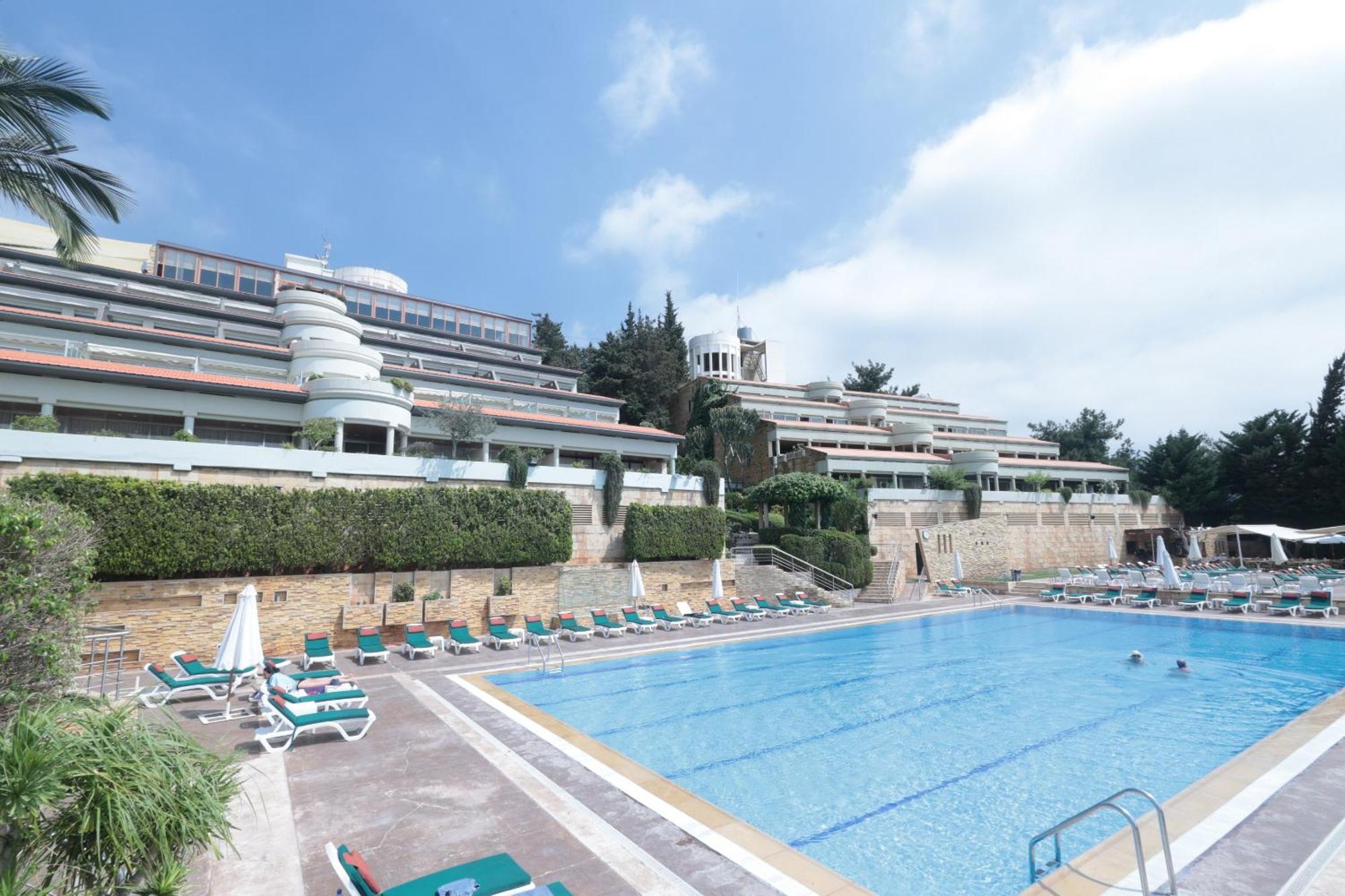 Monteverde Hotel Beit Mery Bagian luar foto
