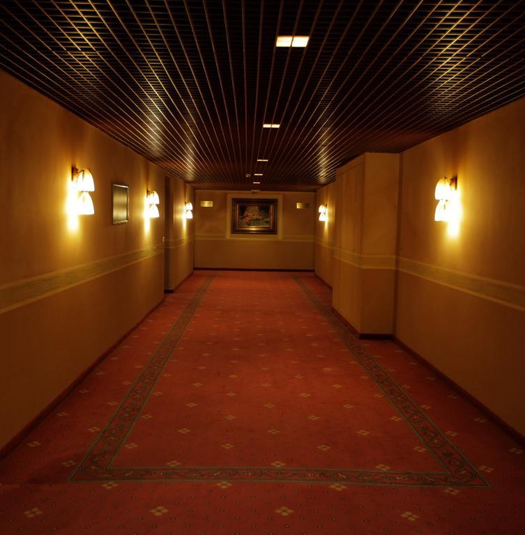Monteverde Hotel Beit Mery Bagian luar foto