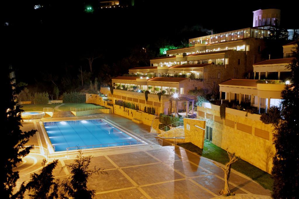 Monteverde Hotel Beit Mery Bagian luar foto
