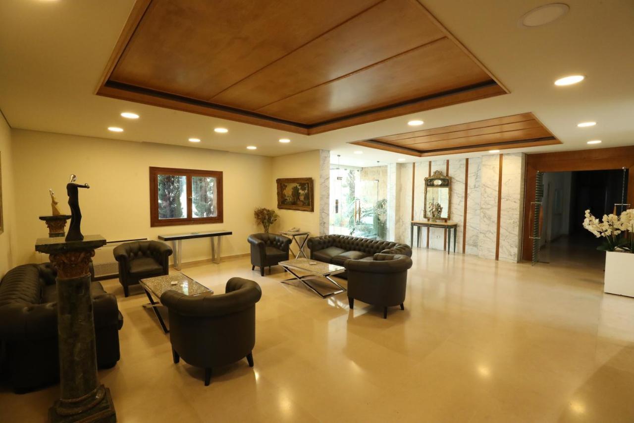 Monteverde Hotel Beit Mery Bagian luar foto